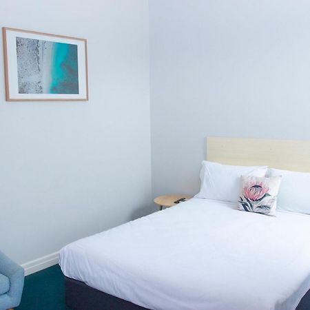 Grand Hotel Rockdale Sydney Bagian luar foto